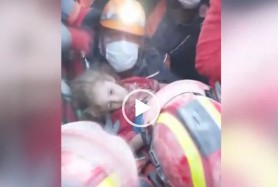 ȘOCANT! O fetiță de 3 ani a supraviețuit 65 de ore sub dărâmăturile provocate de cutremurul dezastruos din Turcia